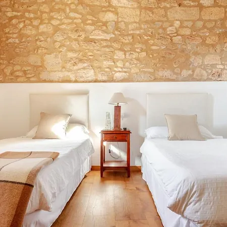 Masia La Torre Historia Encanto Y Naturaleza A Solo 10 Minutos De Sitges Gran Comodidad, Vista A Vinedos En Un Pueblo Autentico
